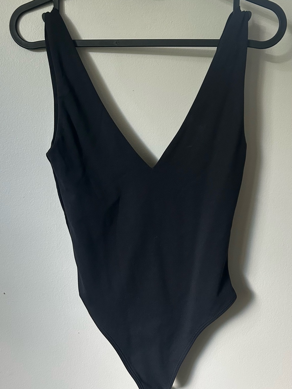 Aritzia Contour Babaton Black V-Neck Bodysuit Tank Top